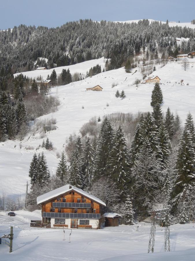 Kleine Ferienwohnung Am Rande Der Wildnis Sibratsgfall Luaran gambar